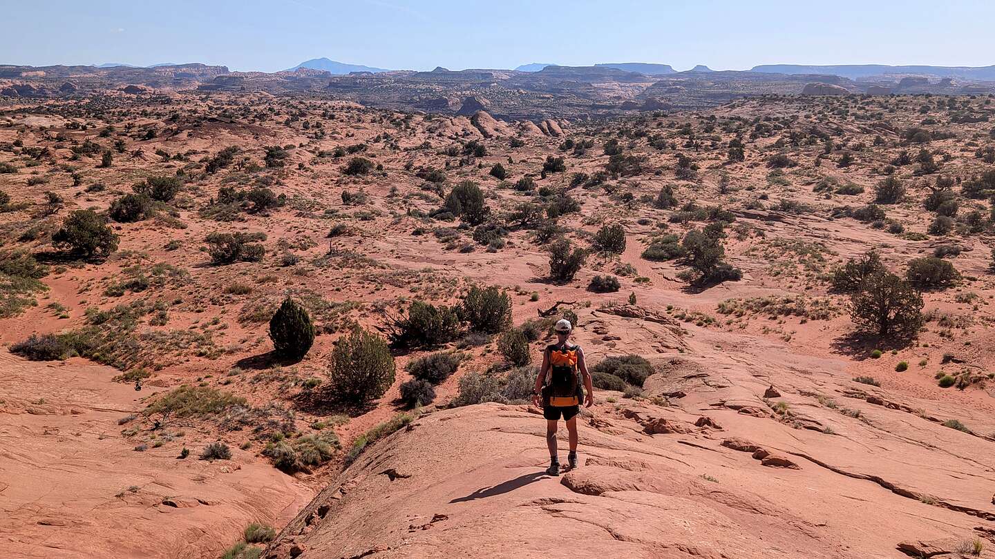 Setting off on the Golden Cathedral Trail