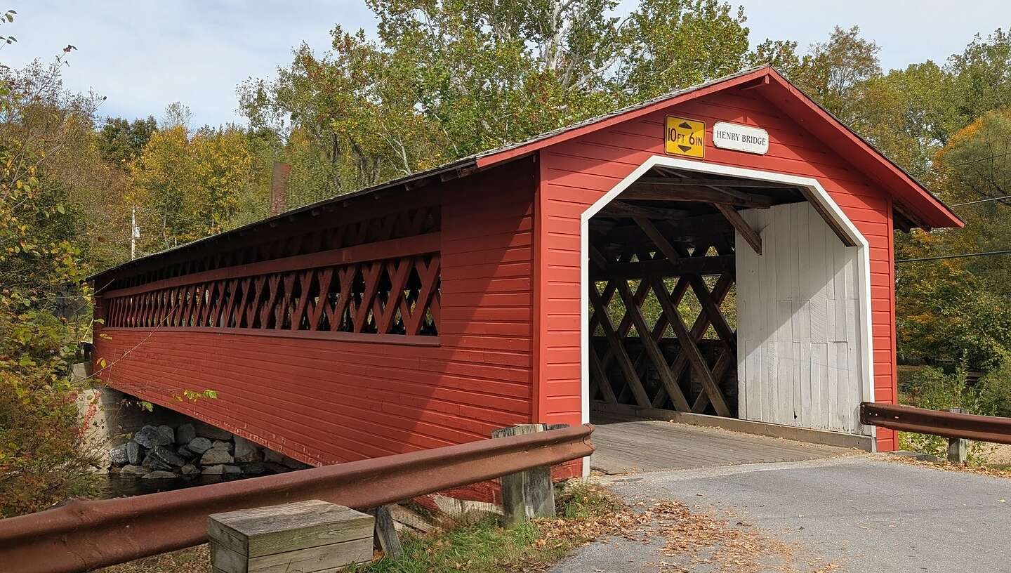 Henry Covered Bridge