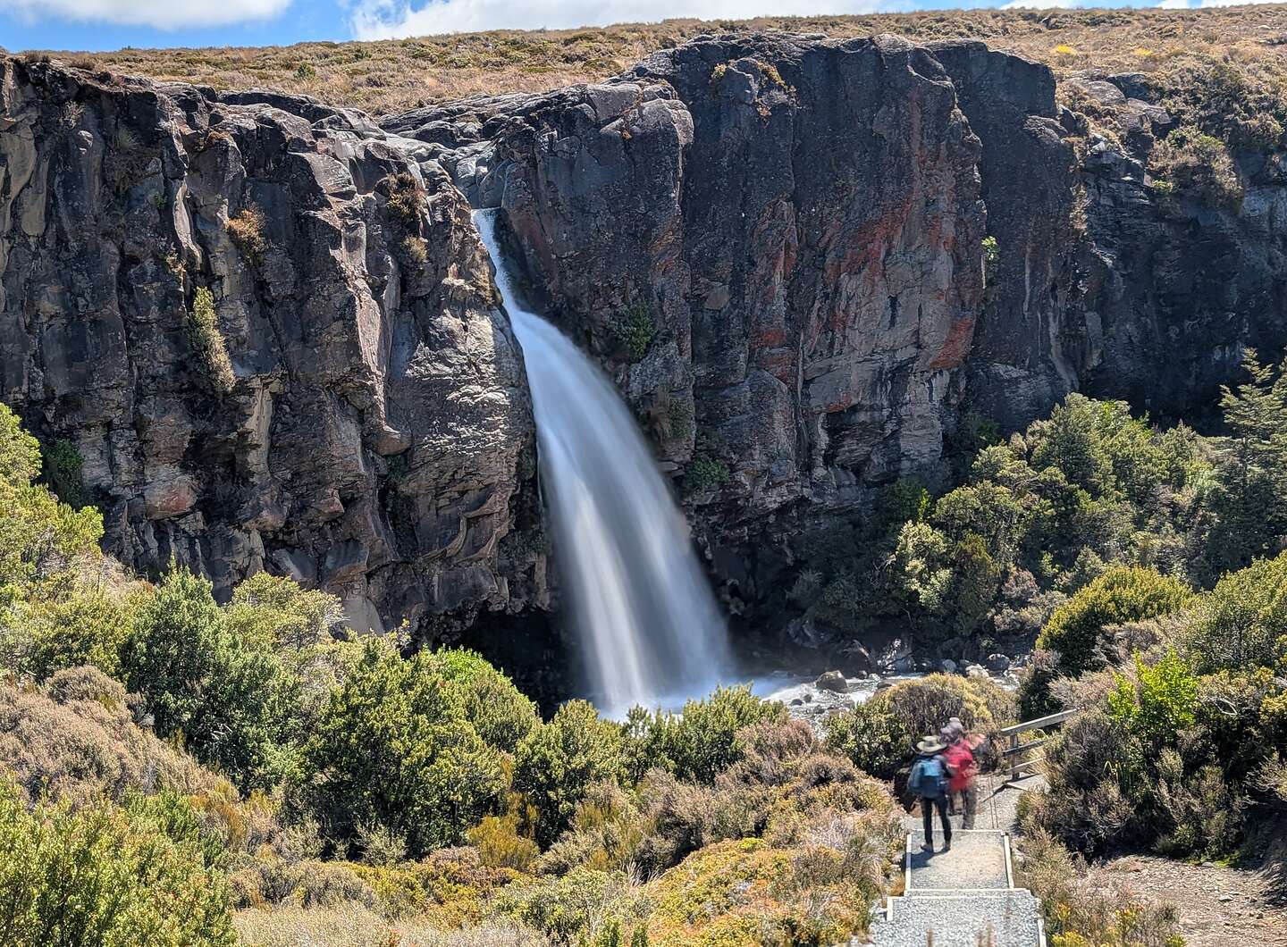 Back to Taranaki Falls